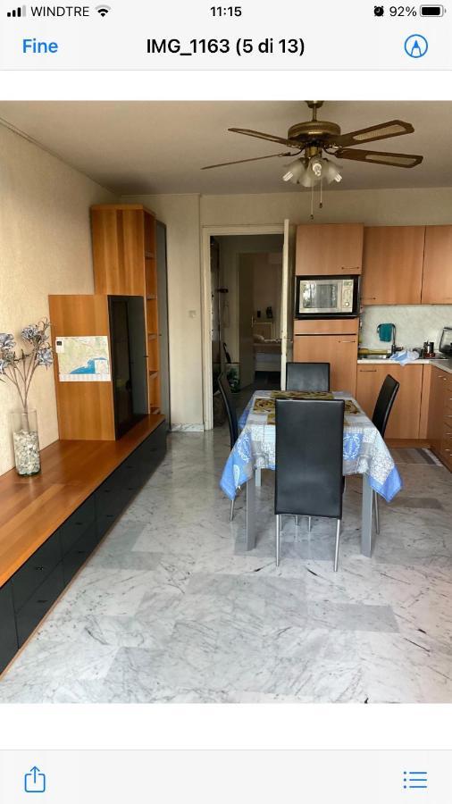 マントンLe Vina Del Mar Bloc Bアパートメント エクステリア 写真